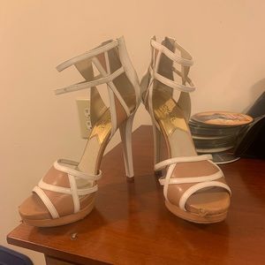 Michael kors pumps